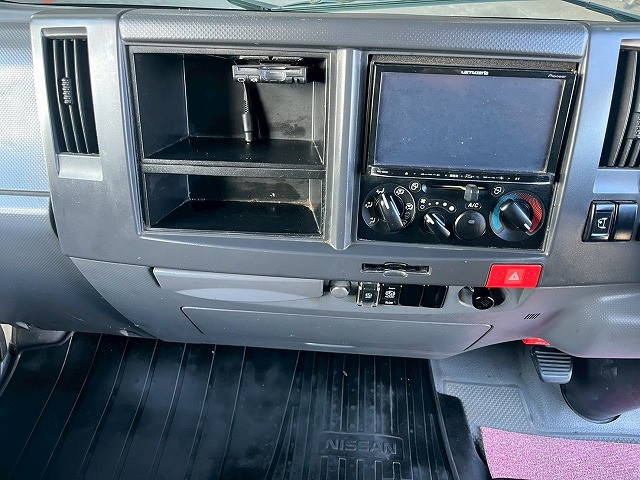 日産自動車 アトラス 小型 バン TKG-AMR85AN(98200) 26枚目