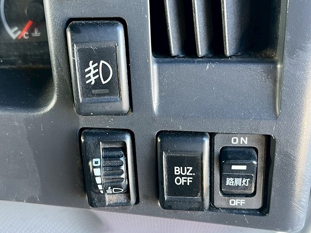 日産自動車 アトラス 小型 バン TKG-AMR85AN(98200) 31枚目