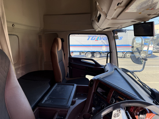 日野 プロフィア 大型 ウィング 2DG-FW1EHG(98203) 20枚目