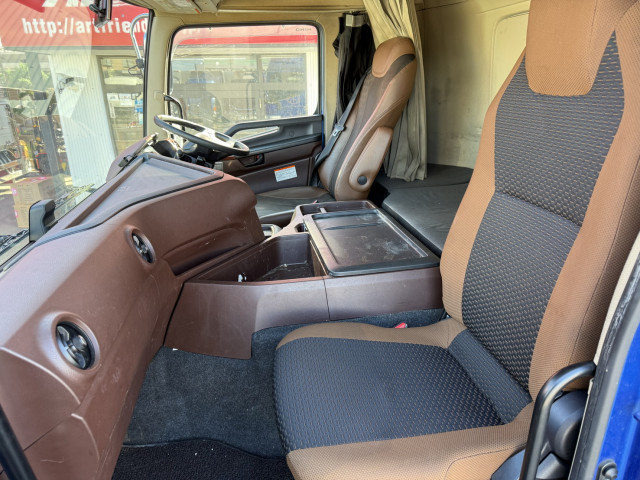 日野 プロフィア 大型 ウィング 2DG-FW1EHG(98203) 27枚目