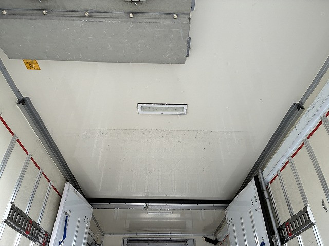 いすゞ エルフ 小型 冷蔵冷凍バン TSG-NPR85AN(98206) 13枚目