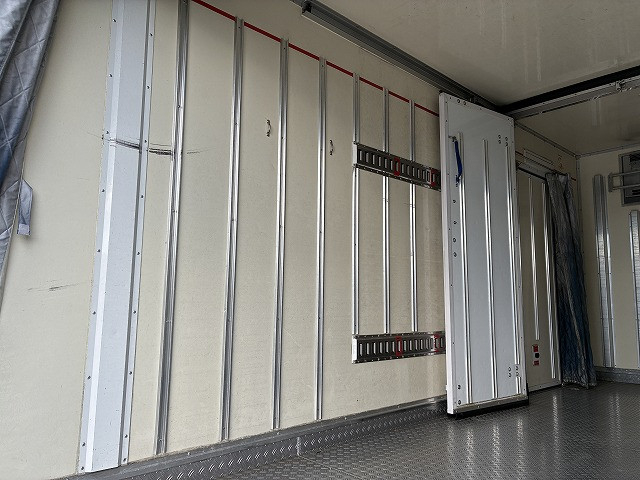 いすゞ エルフ 小型 冷蔵冷凍バン TSG-NPR85AN(98206) 15枚目