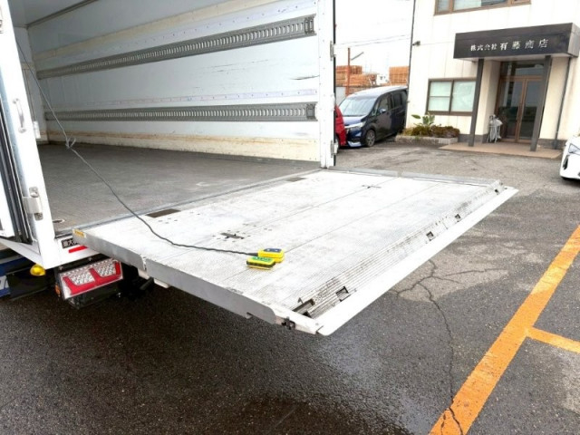 日野 レンジャー 中型 冷蔵冷凍バン 2KG-FC2ABA(98209) 5枚目