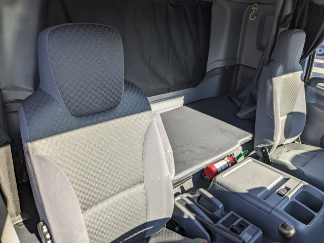 いすゞ フォワード 中型 平ボディ 2RG-FRR90S2(98211) 27枚目