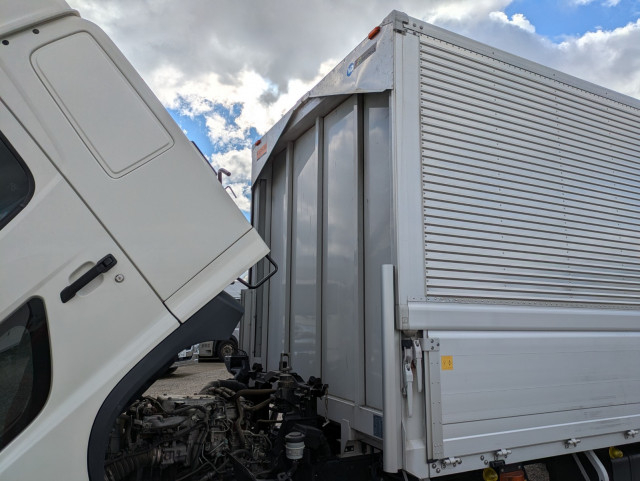 日野 レンジャー 中型 ウィング 2PG-FD2ABG(98210) 46枚目