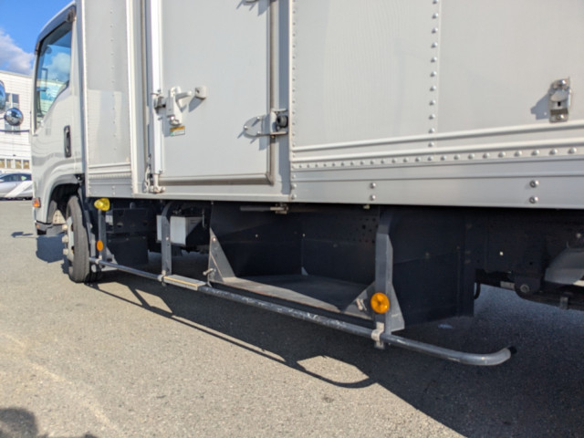 いすゞ エルフ 小型 バン 2RG-NPR88AN(98214) 12枚目