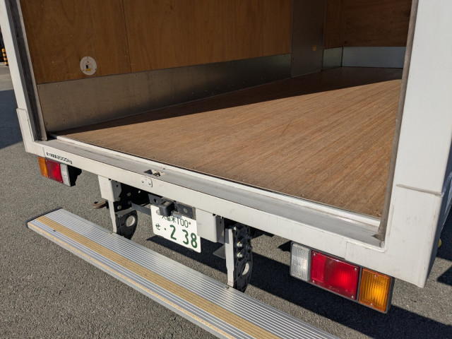 いすゞ エルフ 小型 バン 2RG-NPR88AN(98214) 18枚目