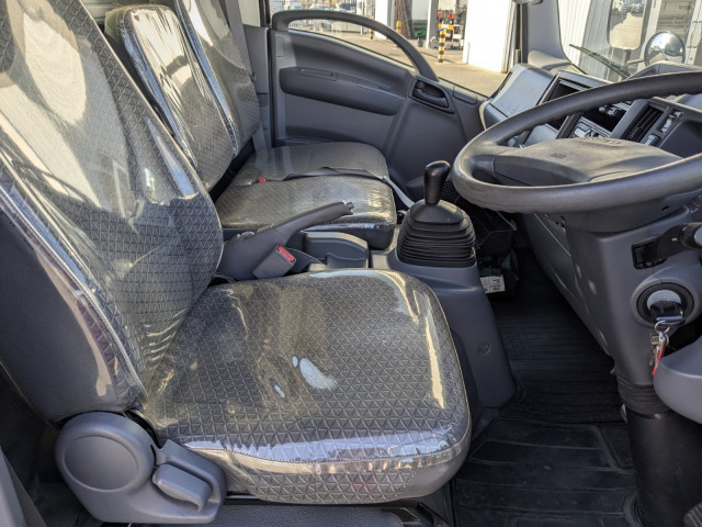 いすゞ エルフ 小型 バン 2RG-NPR88AN(98214) 20枚目