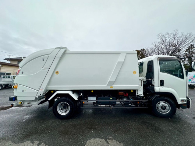 いすゞ フォワード 増トン 塵芥車（プレス式） 2PG-FSR90S2(98215) 2枚目