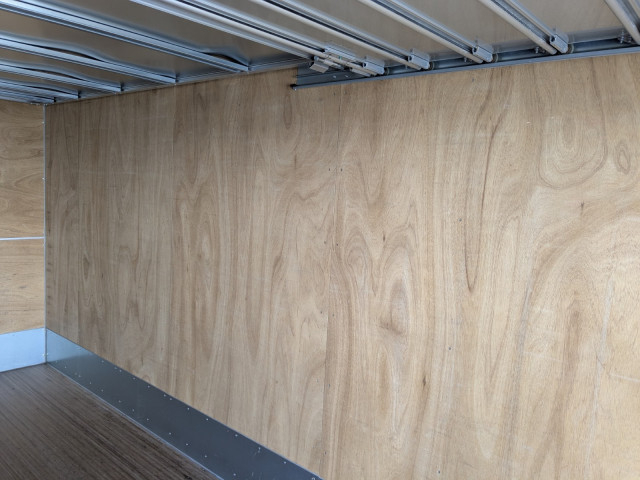 いすゞ エルフ 小型 バン 2RG-NPR88AN(98214) 26枚目