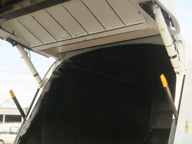 いすゞ フォワード 増トン 塵芥車（プレス式） 2PG-FSR90S2(98215) 13枚目