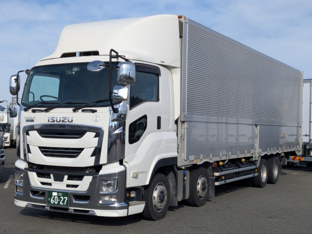 いすゞ ギガ 大型 ウィング 2PG-CYJ77C(98216) 1枚目