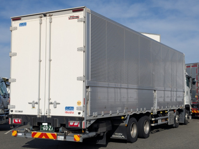 いすゞ ギガ 大型 ウィング 2PG-CYJ77C(98216) 3枚目