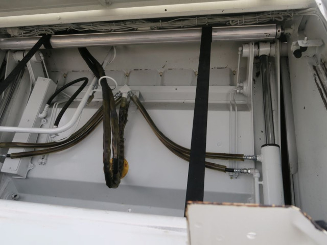 いすゞ フォワード 増トン 塵芥車（プレス式） 2PG-FSR90S2(98215) 25枚目