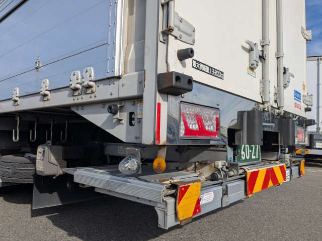 いすゞ ギガ 大型 ウィング 2PG-CYJ77C(98216) 6枚目