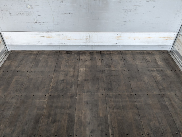 いすゞ ギガ 大型 ウィング 2PG-CYJ77C(98216) 17枚目