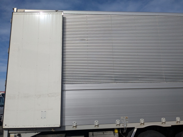 いすゞ ギガ 大型 ウィング 2PG-CYJ77C(98216) 21枚目