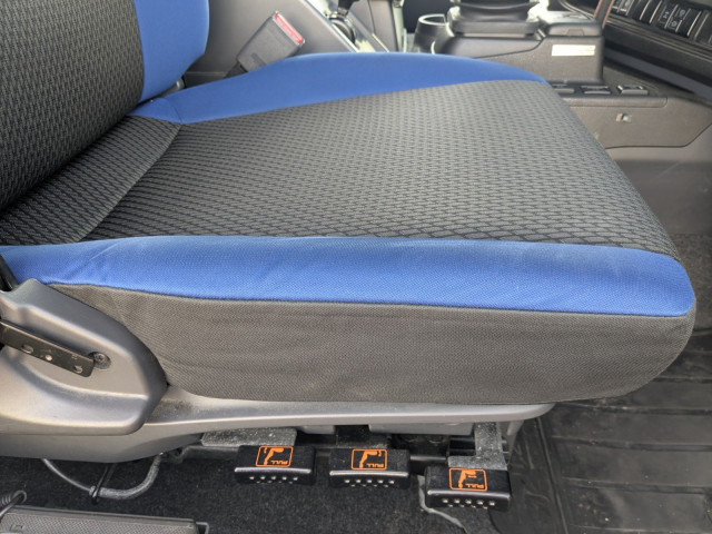 いすゞ ギガ 大型 ウィング 2PG-CYJ77C(98216) 34枚目