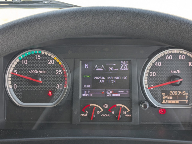 いすゞ ギガ 大型 ウィング 2PG-CYJ77C(98216) 38枚目