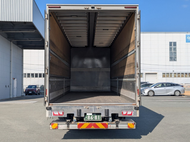 いすゞ ギガ 大型 ウィング 2PG-CYJ77C(98217) 9枚目