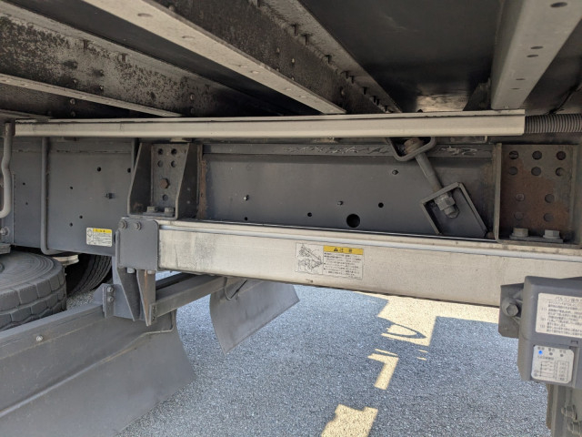 いすゞ ギガ 大型 ウィング 2PG-CYJ77C(98217) 11枚目