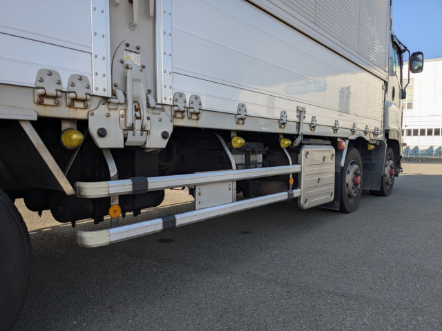 いすゞ ギガ 大型 ウィング 2PG-CYJ77C(98217) 17枚目