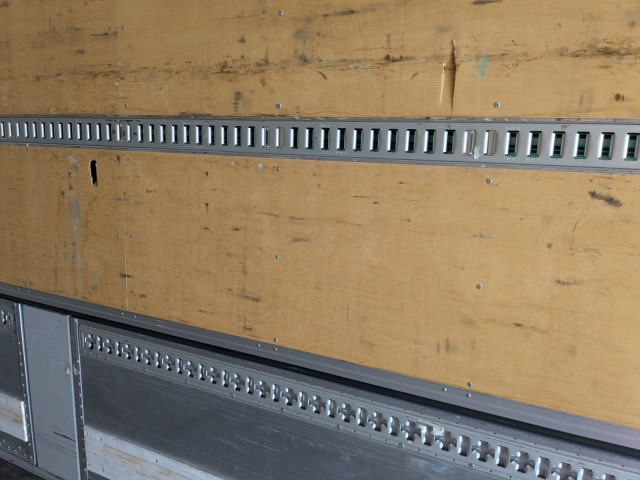 いすゞ ギガ 大型 ウィング 2PG-CYJ77C(98216) 49枚目