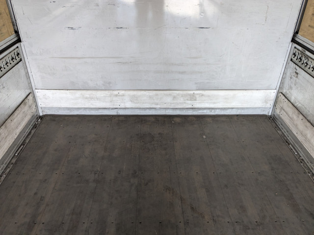 いすゞ ギガ 大型 ウィング 2PG-CYJ77C(98217) 23枚目