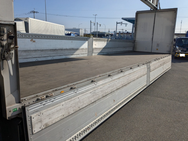 いすゞ ギガ 大型 ウィング 2PG-CYJ77C(98217) 30枚目