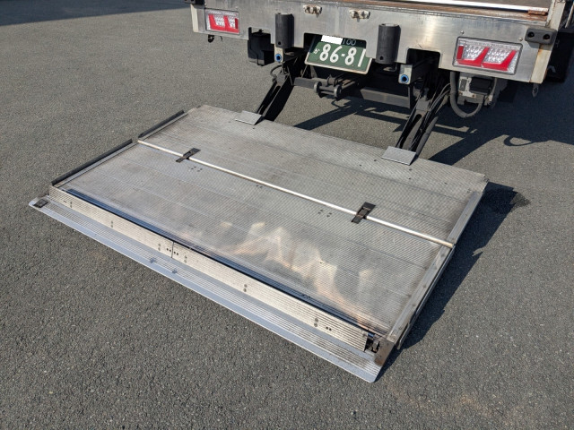 いすゞ ギガ 大型 ウィング 2PG-CYJ77C(98217) 35枚目