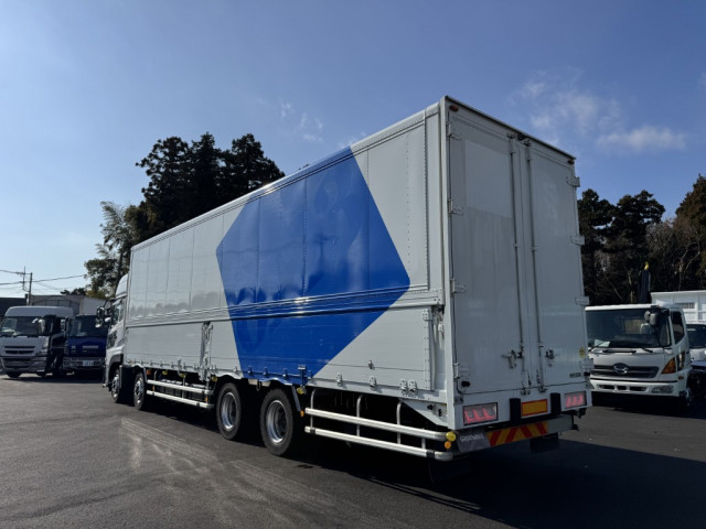 UDトラックス（日産） クオン 大型 ウィング 2PG-CG5CA(98220) 4枚目