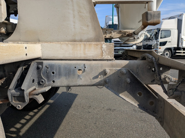 いすゞ フォワード 中型 ミキサー車 2PG-FRR90S2(98219) 8枚目