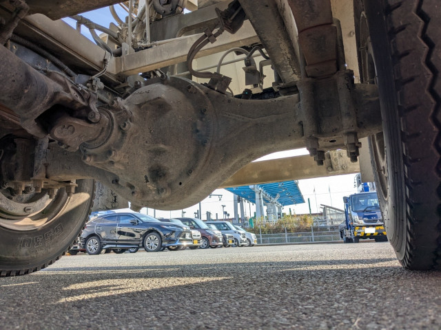 いすゞ フォワード 中型 ミキサー車 2PG-FRR90S2(98219) 9枚目