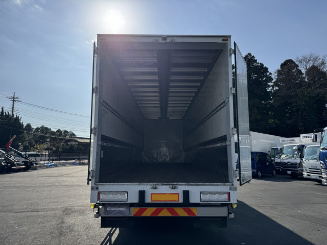 UDトラックス（日産） クオン 大型 ウィング 2PG-CG5CA(98220) 9枚目