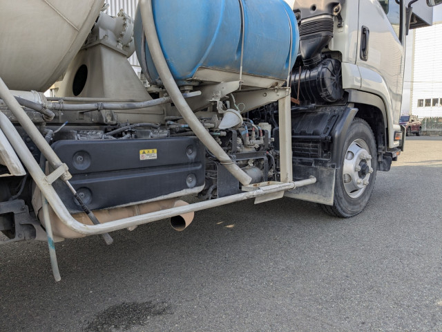 いすゞ フォワード 中型 ミキサー車 2PG-FRR90S2(98219) 12枚目