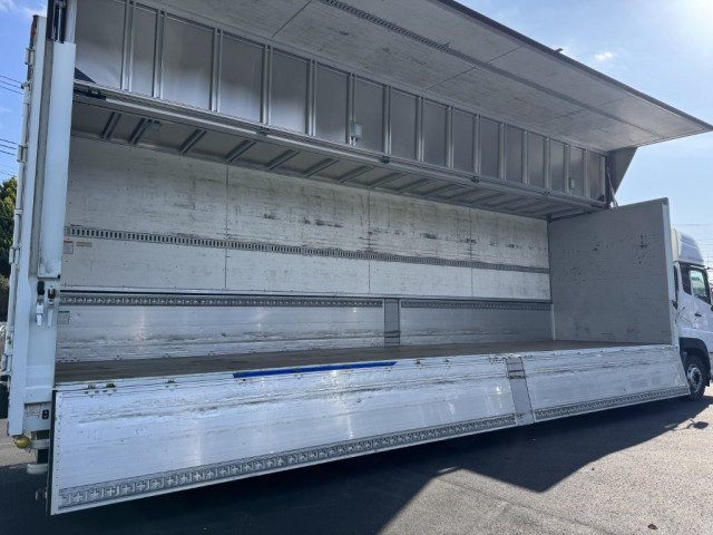 UDトラックス（日産） クオン 大型 ウィング 2PG-CG5CA(98220) 15枚目