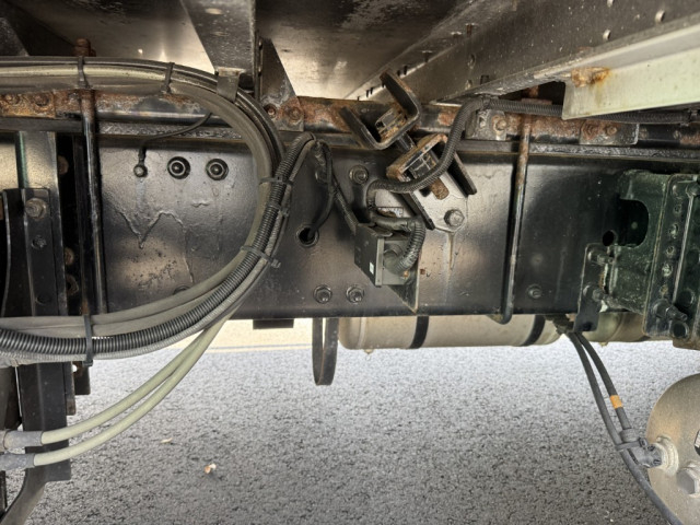 UDトラックス（日産） クオン 大型 ウィング 2PG-CG5CA(98220) 23枚目