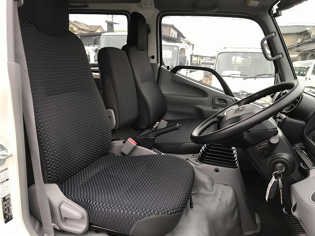 トヨタ ダイナ 小型 Wキャブ 2KG-XZU685(98222) 32枚目