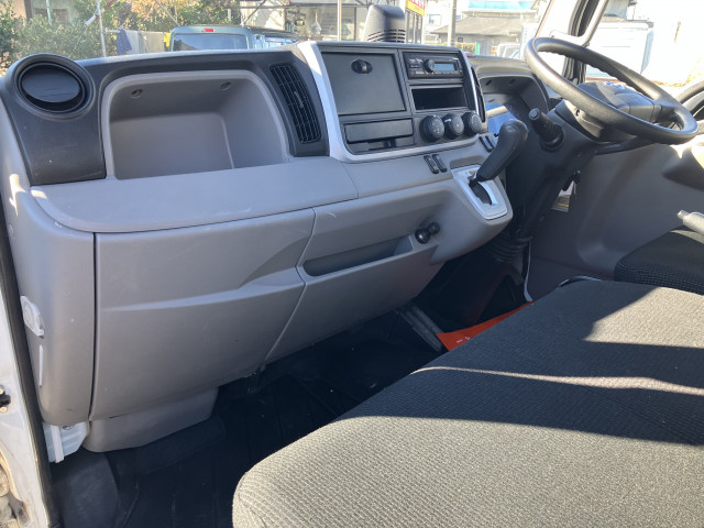 日産自動車 アトラス 小型 平ボディ 2RG-FBAVW(98224) 21枚目