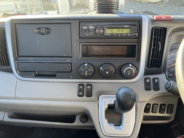 日産自動車 アトラス 小型 平ボディ 2RG-FBAVW(98224) 27枚目