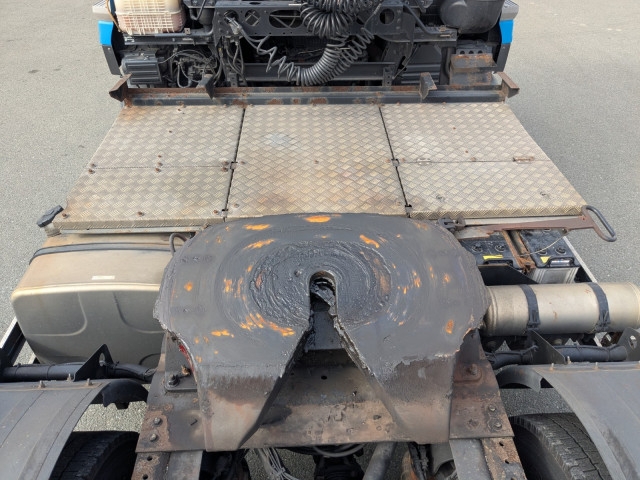 UDトラックス（日産） クオン 大型 トラクタ 2PG-GK5AAB(98227) 16枚目