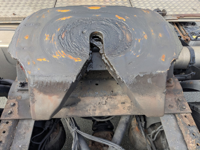 UDトラックス（日産） クオン 大型 トラクタ 2PG-GK5AAB(98227) 17枚目