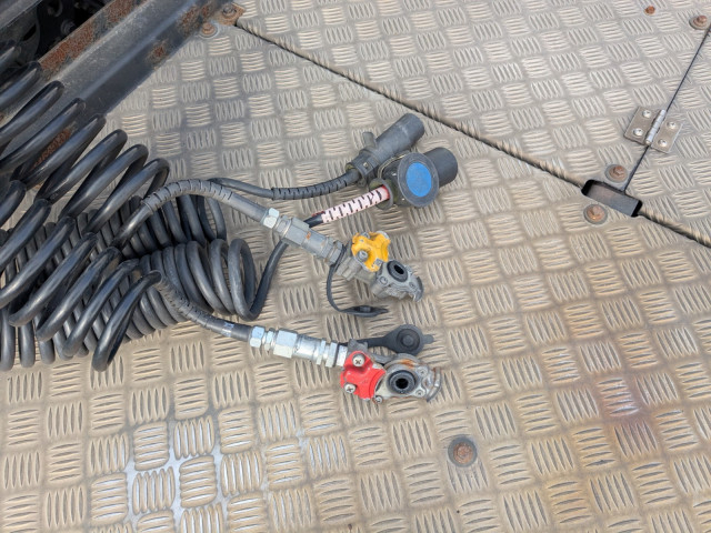 UDトラックス（日産） クオン 大型 トラクタ 2PG-GK5AAB(98227) 19枚目