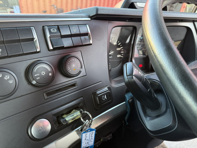 三菱ふそう スーパーグレート 大型 トラクタ 2RG-FP74HDR(98228) 25枚目