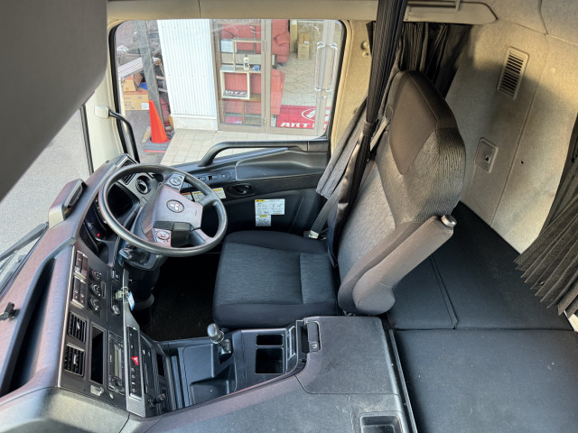 三菱ふそう スーパーグレート 大型 トラクタ 2RG-FP74HDR(98228) 30枚目