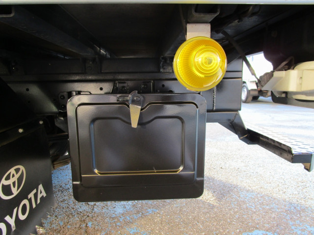 トヨタ トヨエース 小型 バン 2RG-XZC605(98231) 24枚目