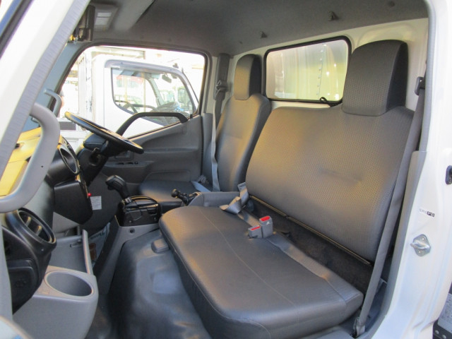 トヨタ トヨエース 小型 バン 2RG-XZC605(98231) 32枚目