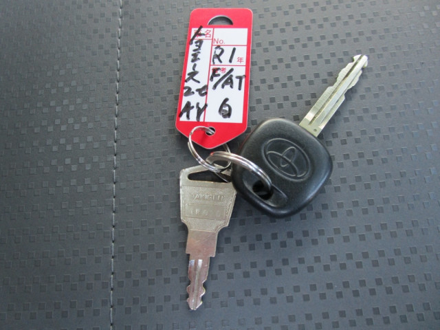 トヨタ トヨエース 小型 バン 2RG-XZC605(98231) 41枚目