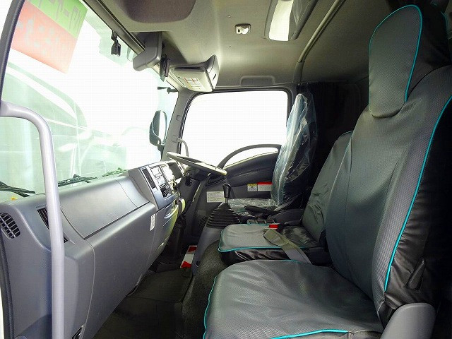 いすゞ フォワード 中型 ウィング 2RG-FRR90T2(98237) 6枚目