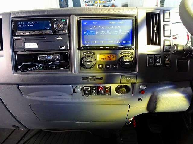 いすゞ フォワード 中型 ウィング 2RG-FRR90T2(98237) 9枚目